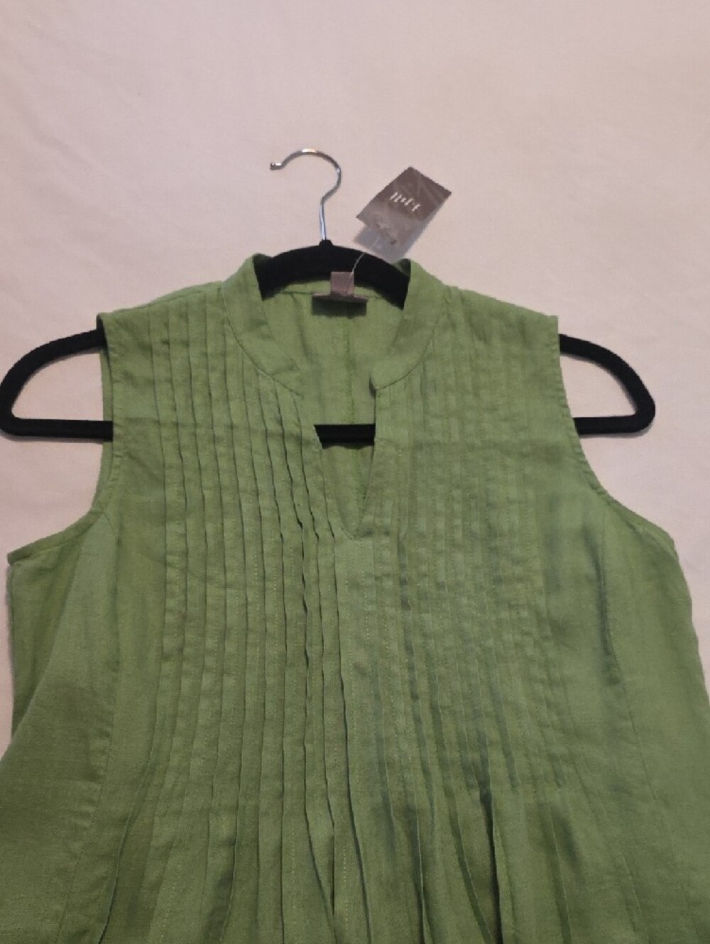 J.Jill Sleeveless Green Pintuck Linen Dress - Picture 2 of 5